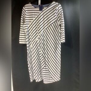IZOD White Black Striped 3/4 Sleeve Knee Length Dress Size Medium / New